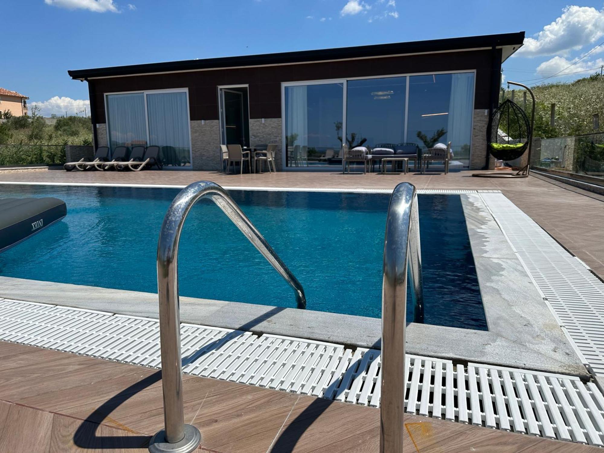 Top Villas Драч Екстериор снимка